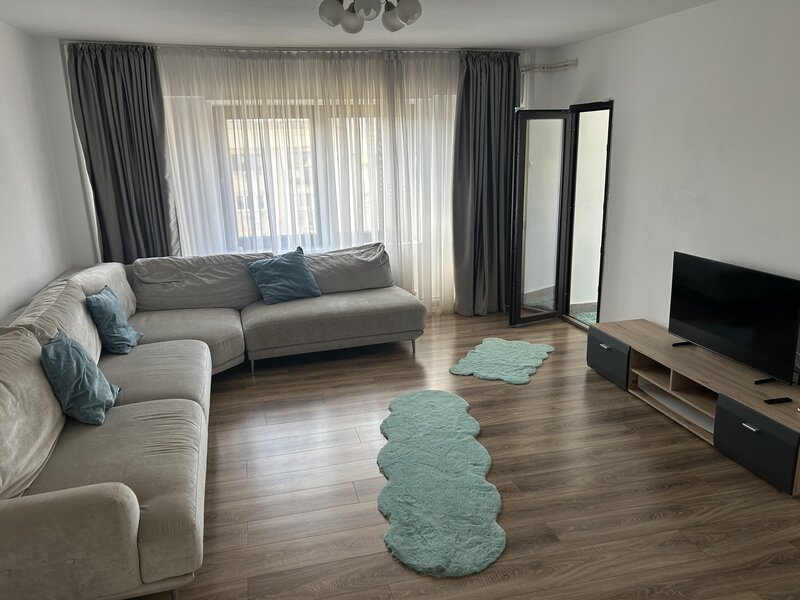 Modele online cu experienta sau fara